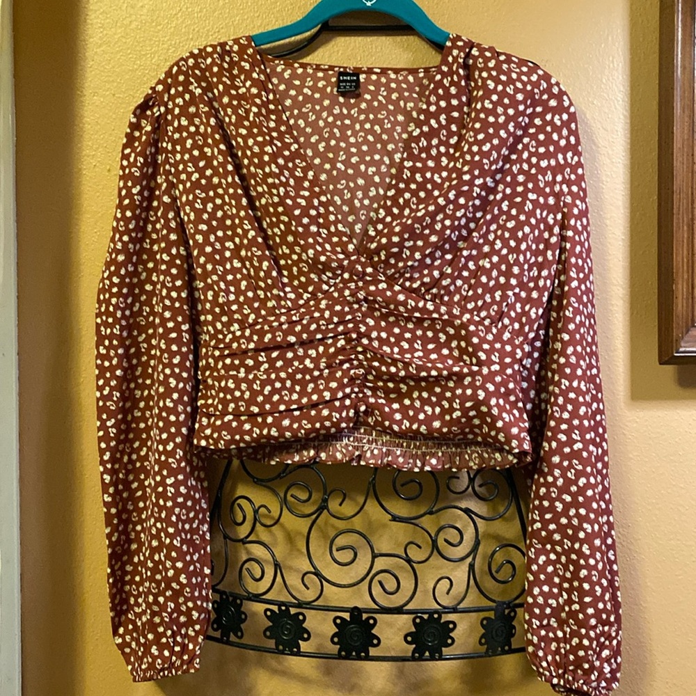 SHEIN all over print cropped bishop sleeves with shirring